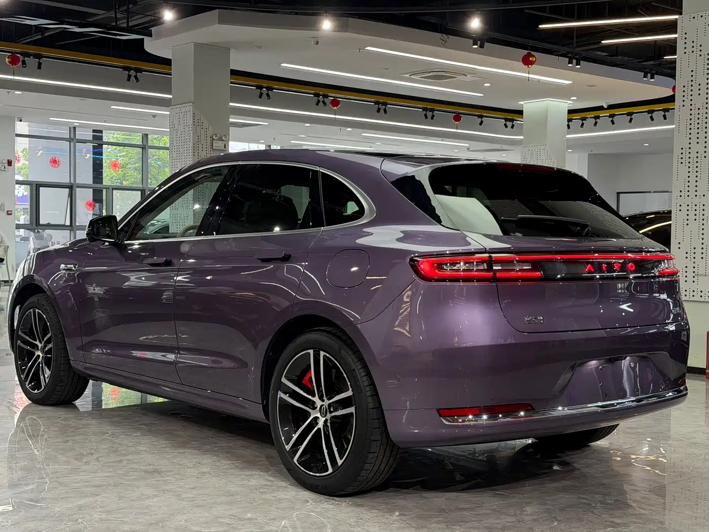 AITO Wenjie AITO M5 2025 Extended Range Ultra AWD фото 14