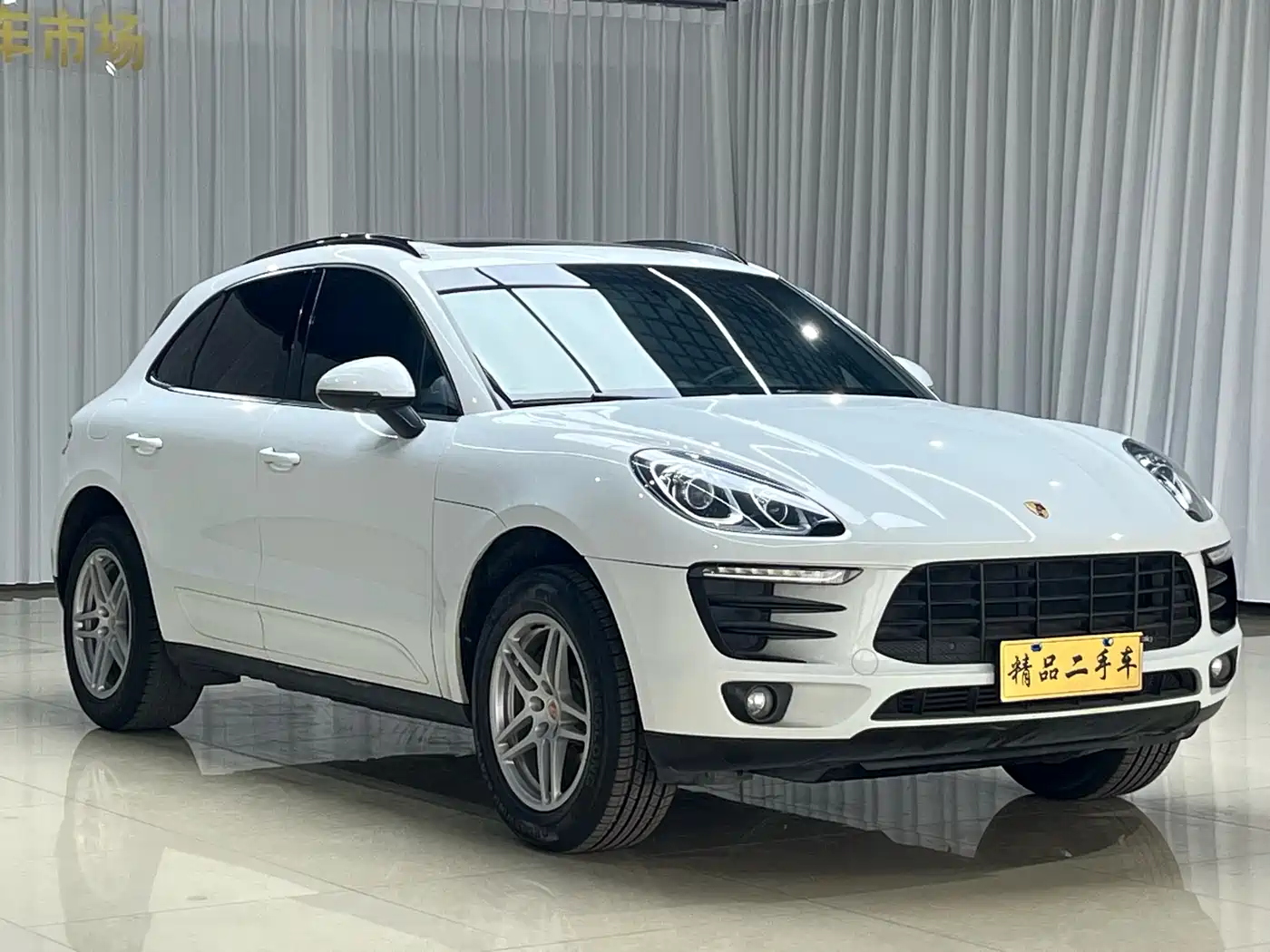 Porsche Macan 2016 Macan 2.0T фото 3