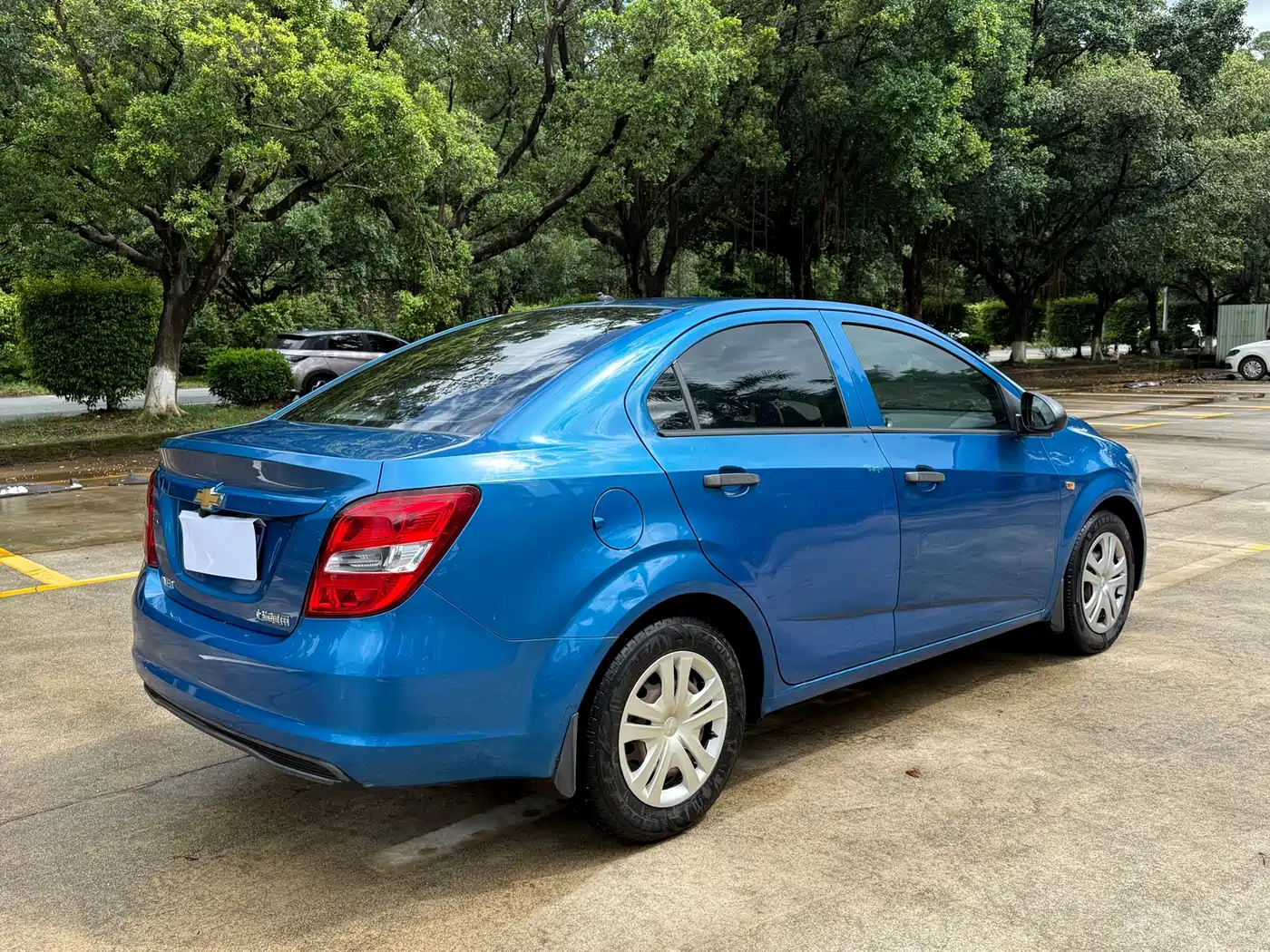 Chevrolet Aveo 2015 2014 Sedan 1.4SL AT Fashion Edition