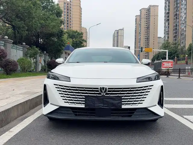 Changan Lamore Blue Whale, NE 1.5T GDI DCT, Премиум