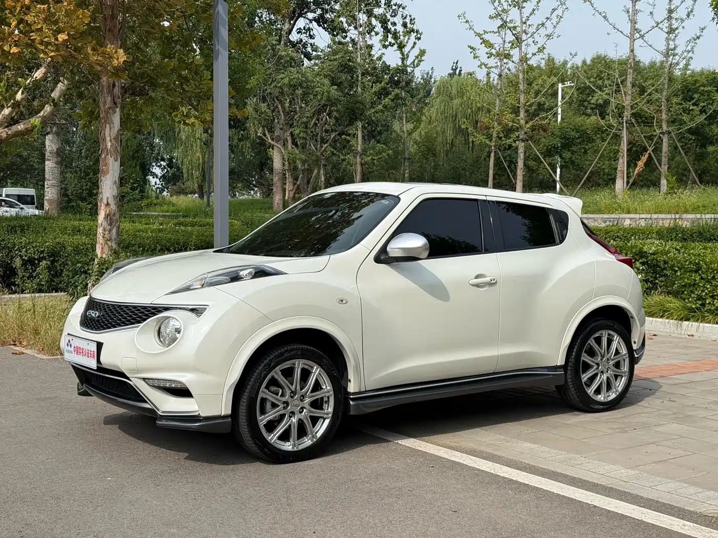 Infiniti ESQ 2019 2014 1.6L Free Edition