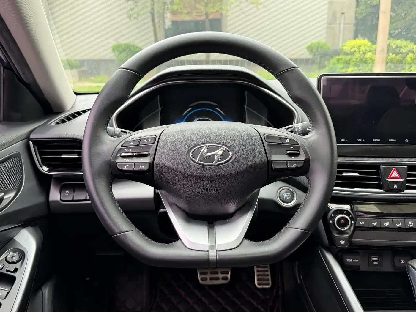 Hyundai Fista 2019 280TGDi Sport Edition China VI фото 8