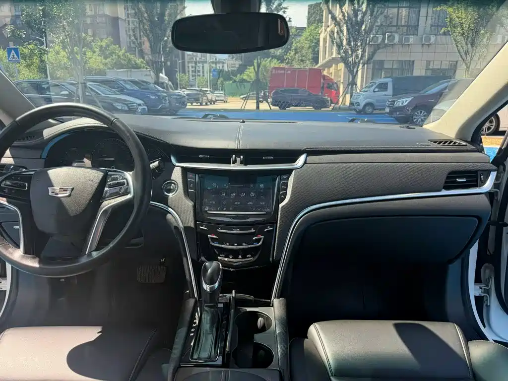 Cadillac XTS 2020 2018 28T Technology