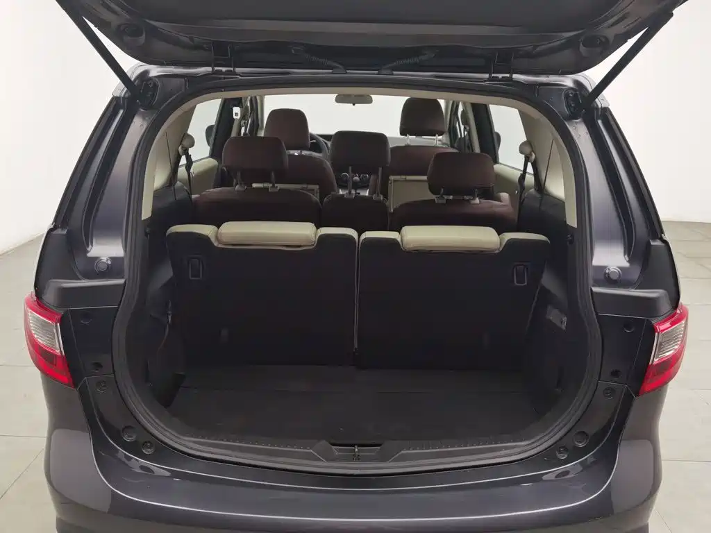 Mazda Mazda5 2013 2013 2.0L Automatic Comfort