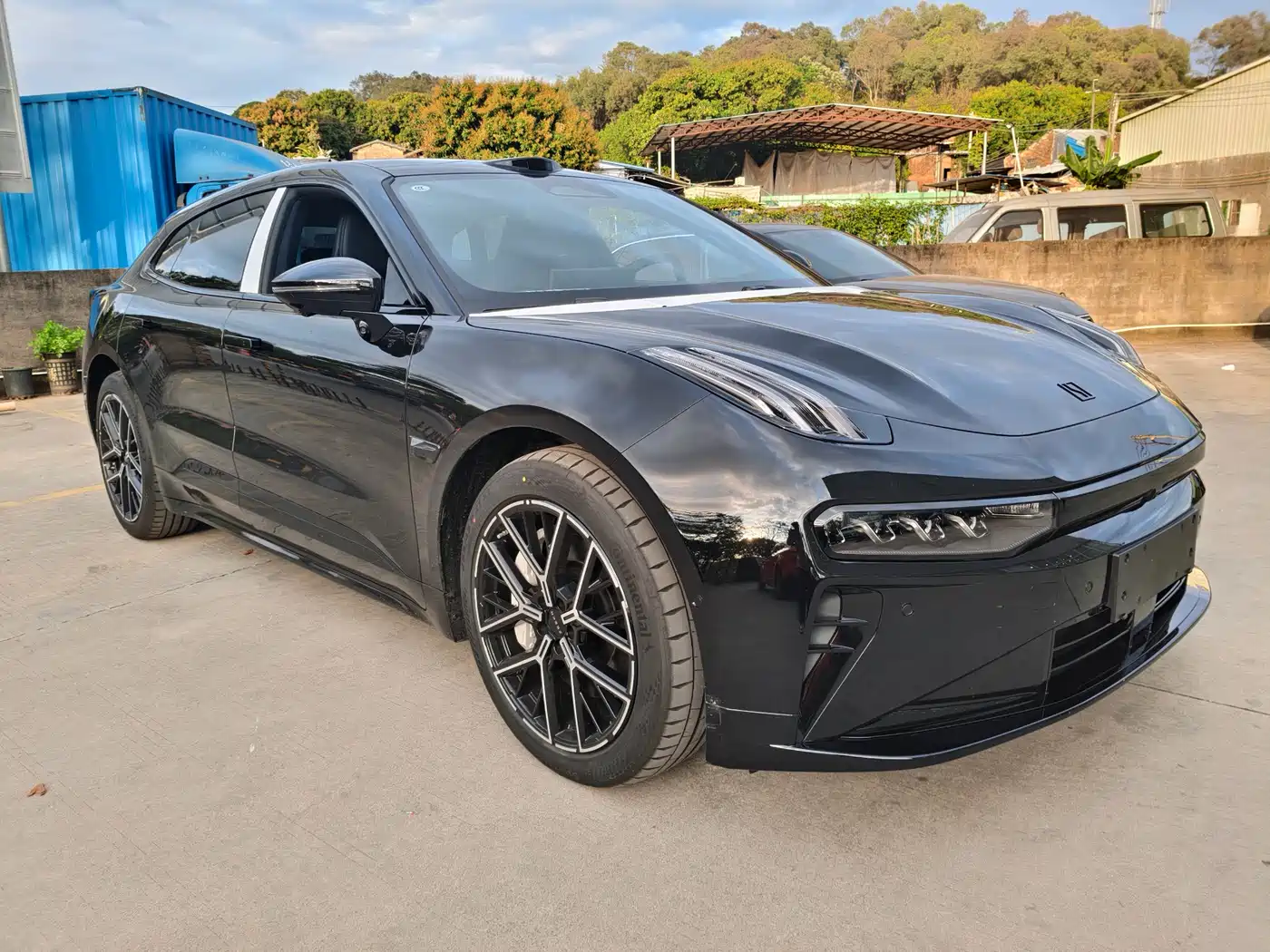 ZEEKR EXTREME KRYPTON 001