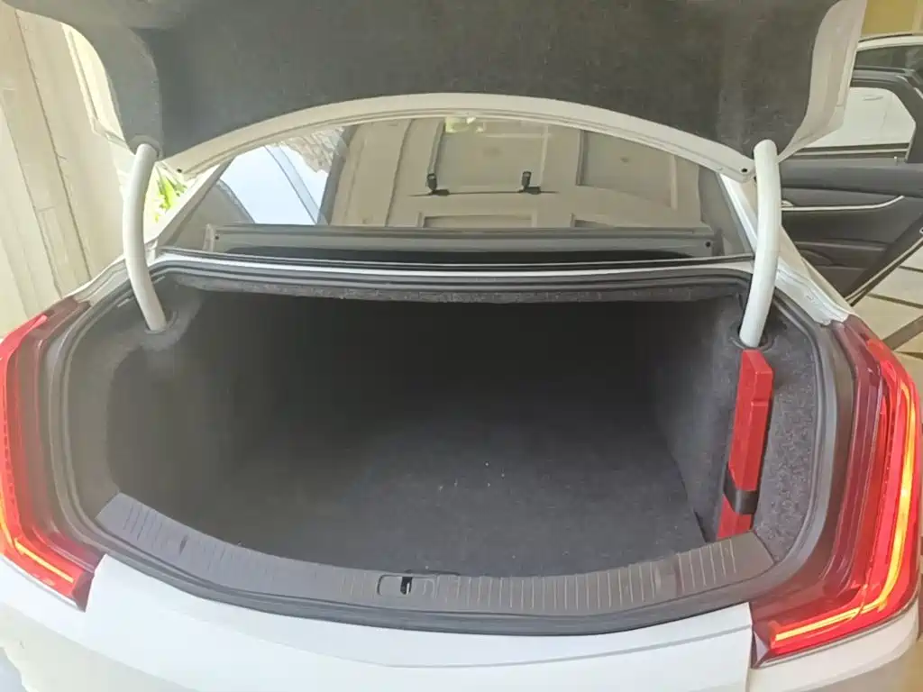 Cadillac XTS 2020 2018 28T Technology
