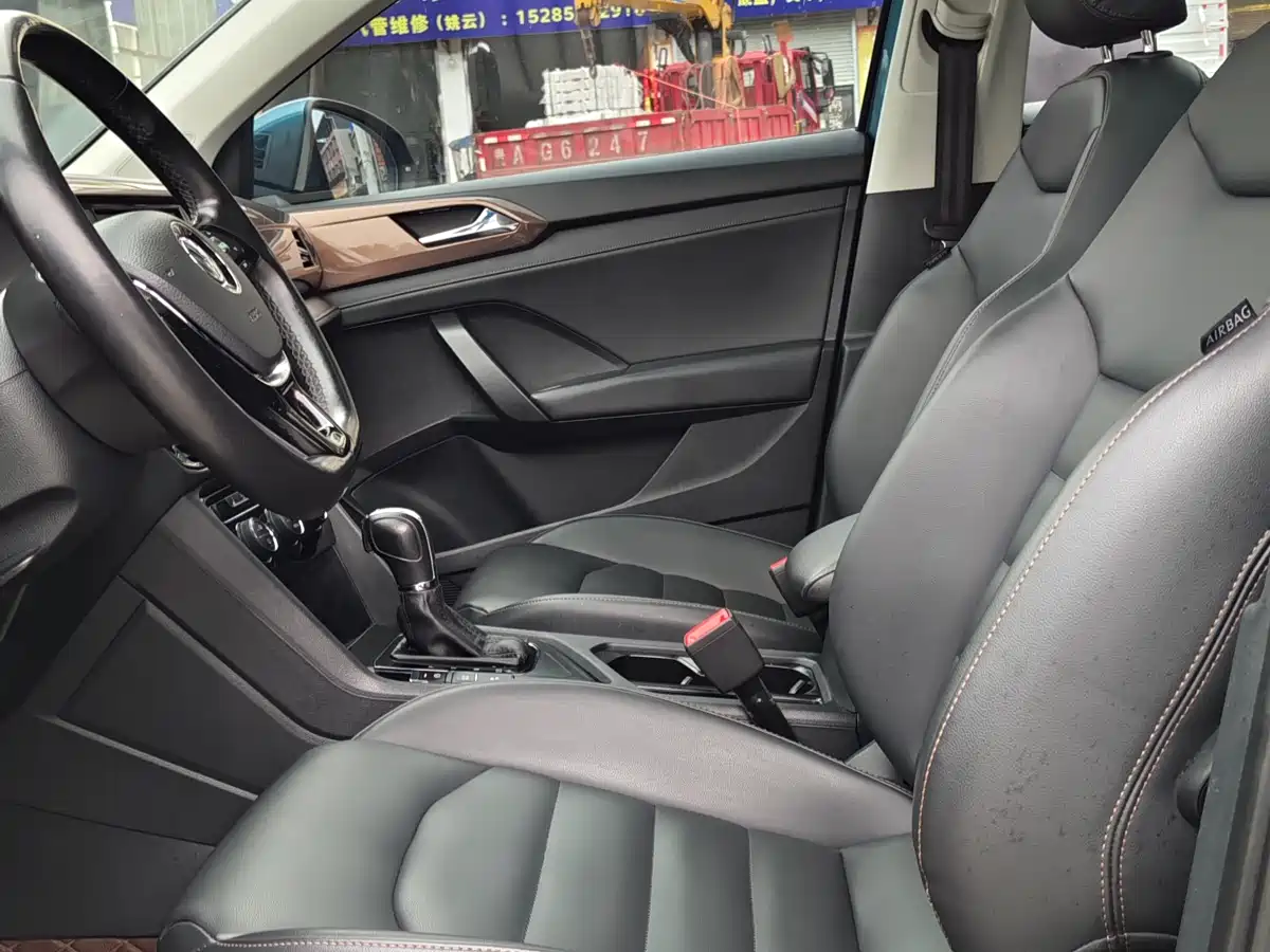 Volkswagen Tharu 2019 280TSI 2WD Luxury Edition China V фото 7
