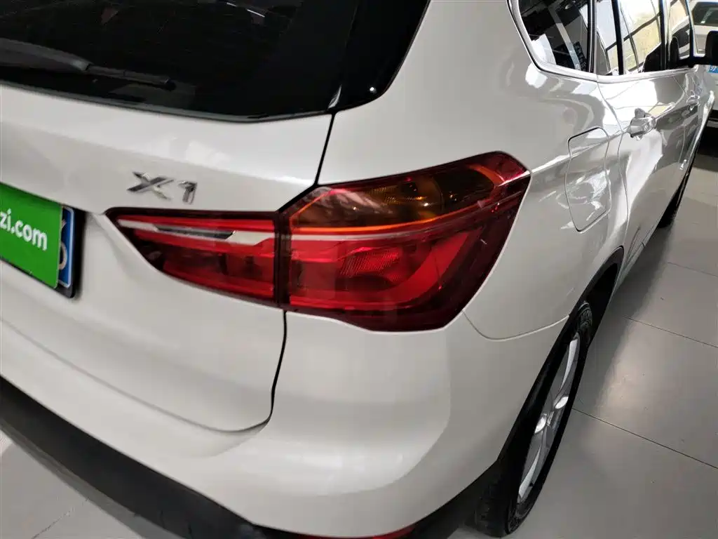 BMW X1 2016 sDrive18Li Fashion Model фото 8