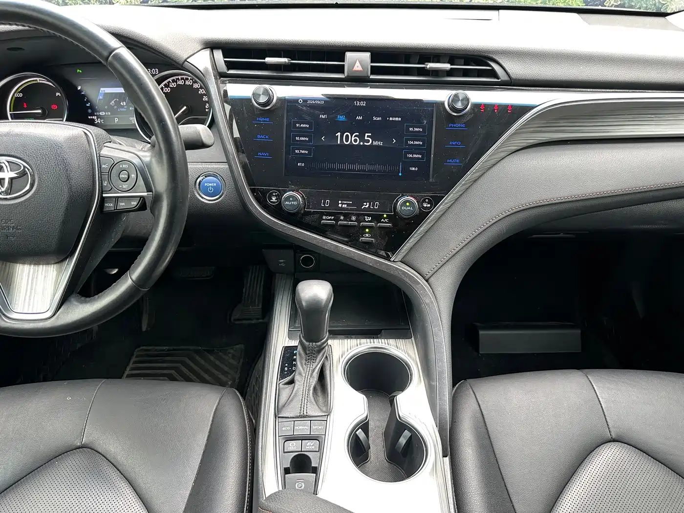 Toyota Camry 2019 Hybrid 2.5HG Luxury Edition China V фото 13