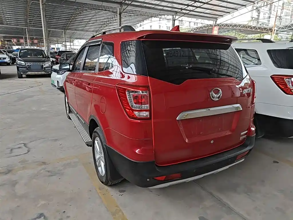 صورة 5 - BAIC Huansu S3