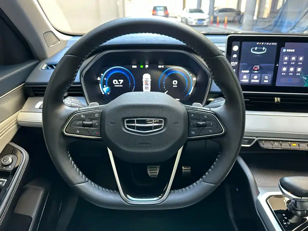 Фото 12 - Geely Preface