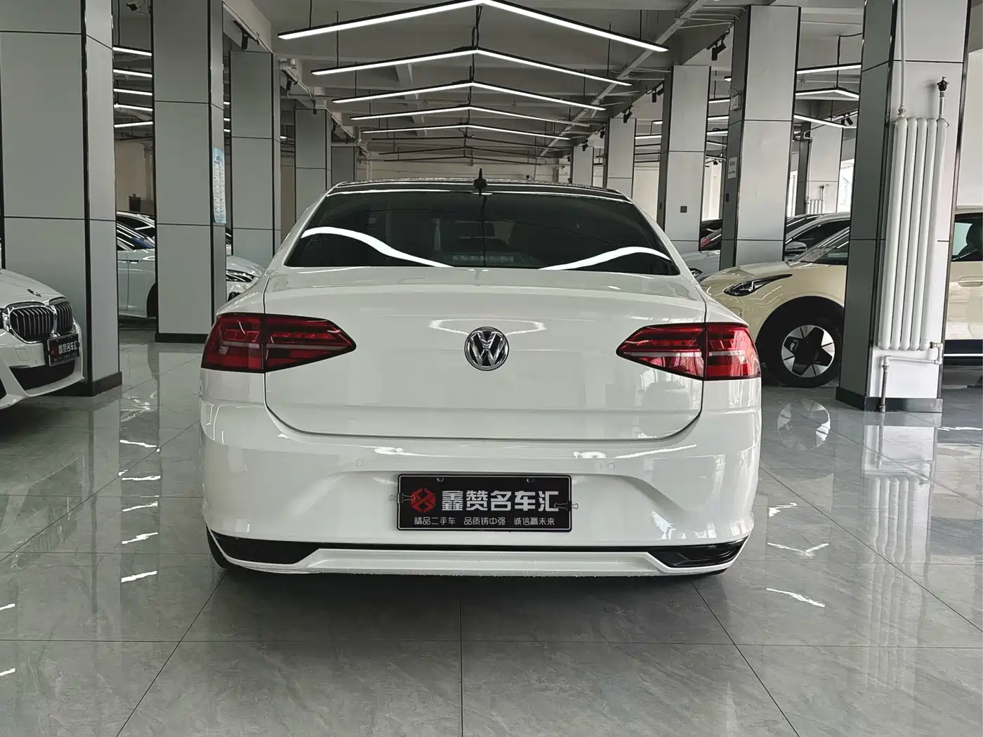 Volkswagen Lamando 2019 230TSI DSG Vision Edition China V фото 5