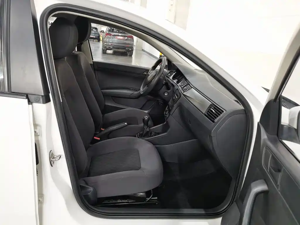 Photo 23 - Škoda Rapid