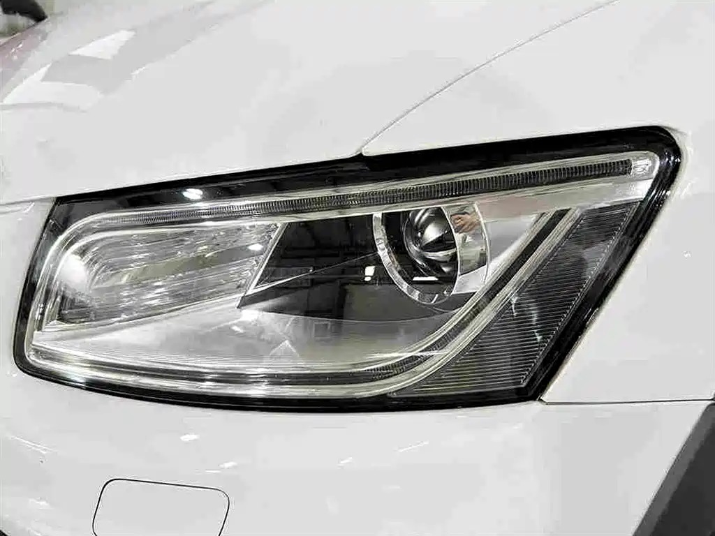 Audi Q5 2018 2017 Plus 40 TFSI Technology