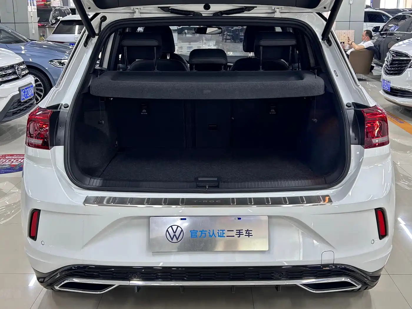 VOLKSWAGEN T ROC EXPLORING SONGS