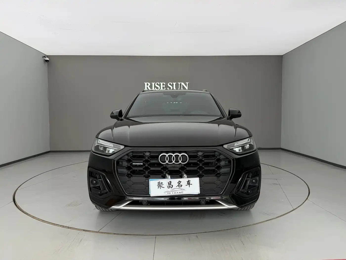 Audi Q5L 2024 Model 45 TFSI Luxury Dynamic фото 2