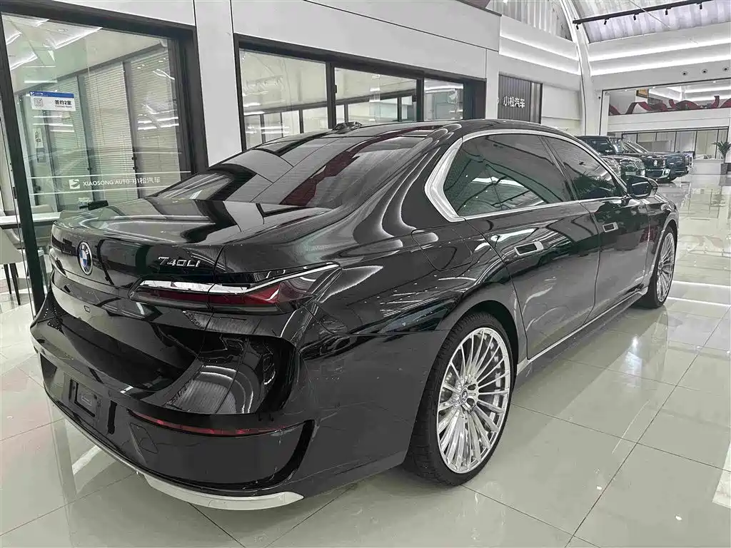BMW 7 Series 2026 2026 740Li Leading Luxury Package