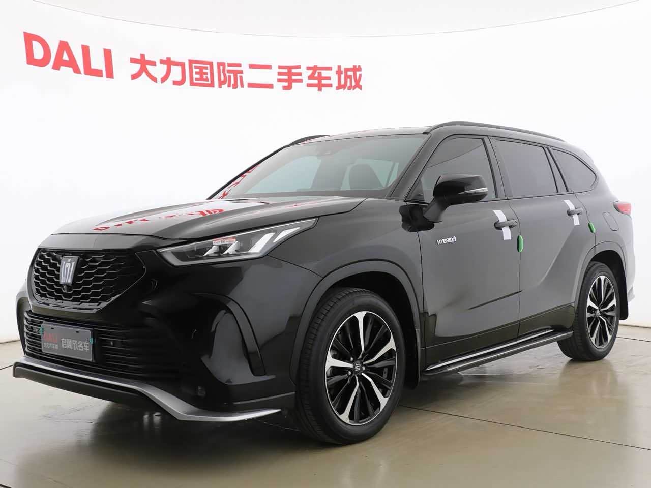 Toyota Crown Kluger