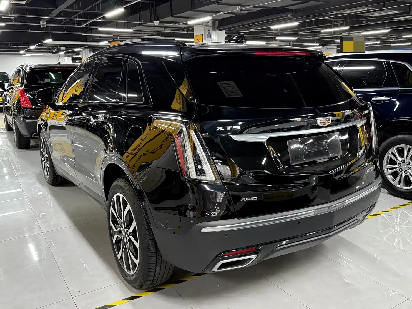 CADILLAC XT5