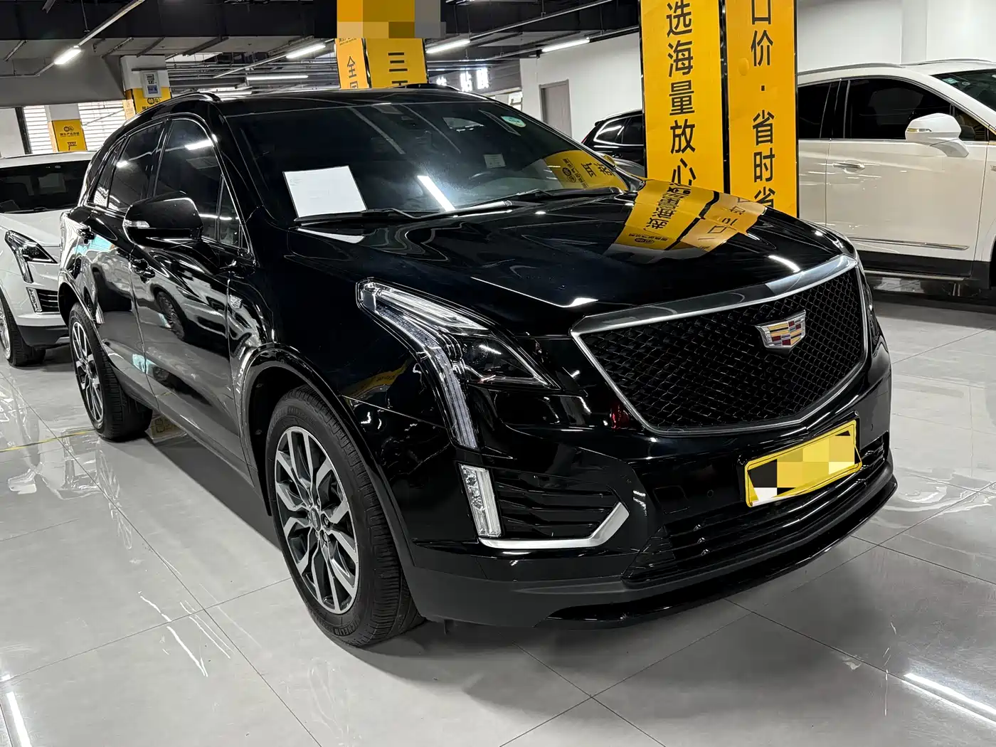 CADILLAC XT5