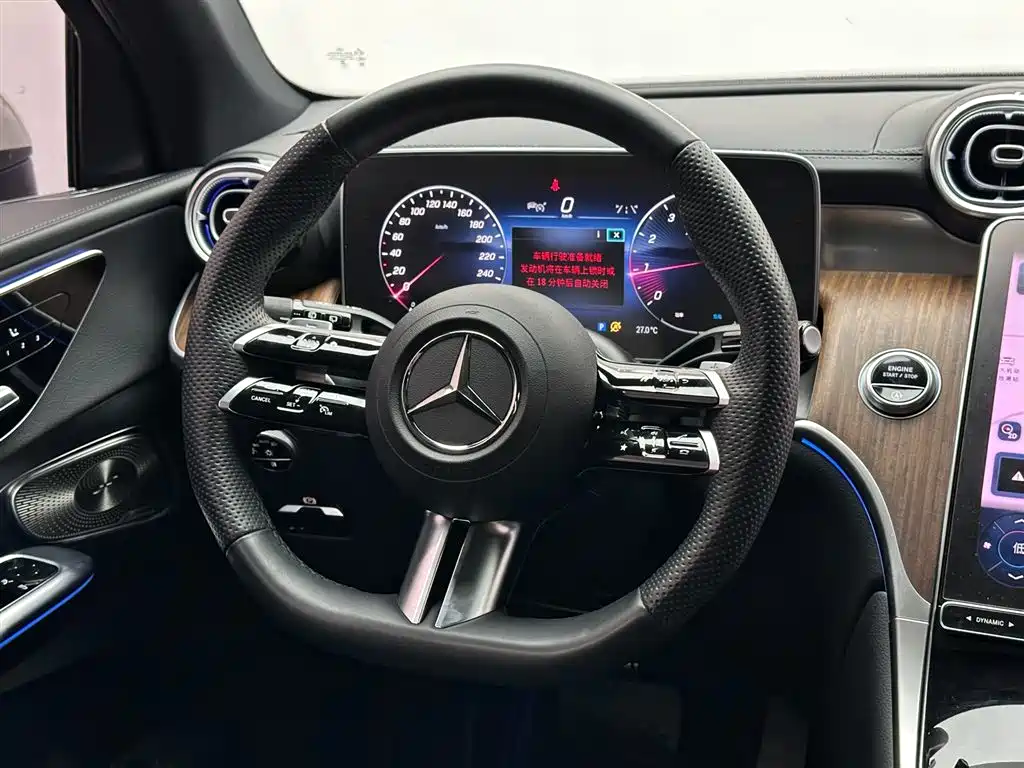 Mercedes-Benz GLC 2023 GLC 300 L 4MATIC Sport 5-Seater фото 12