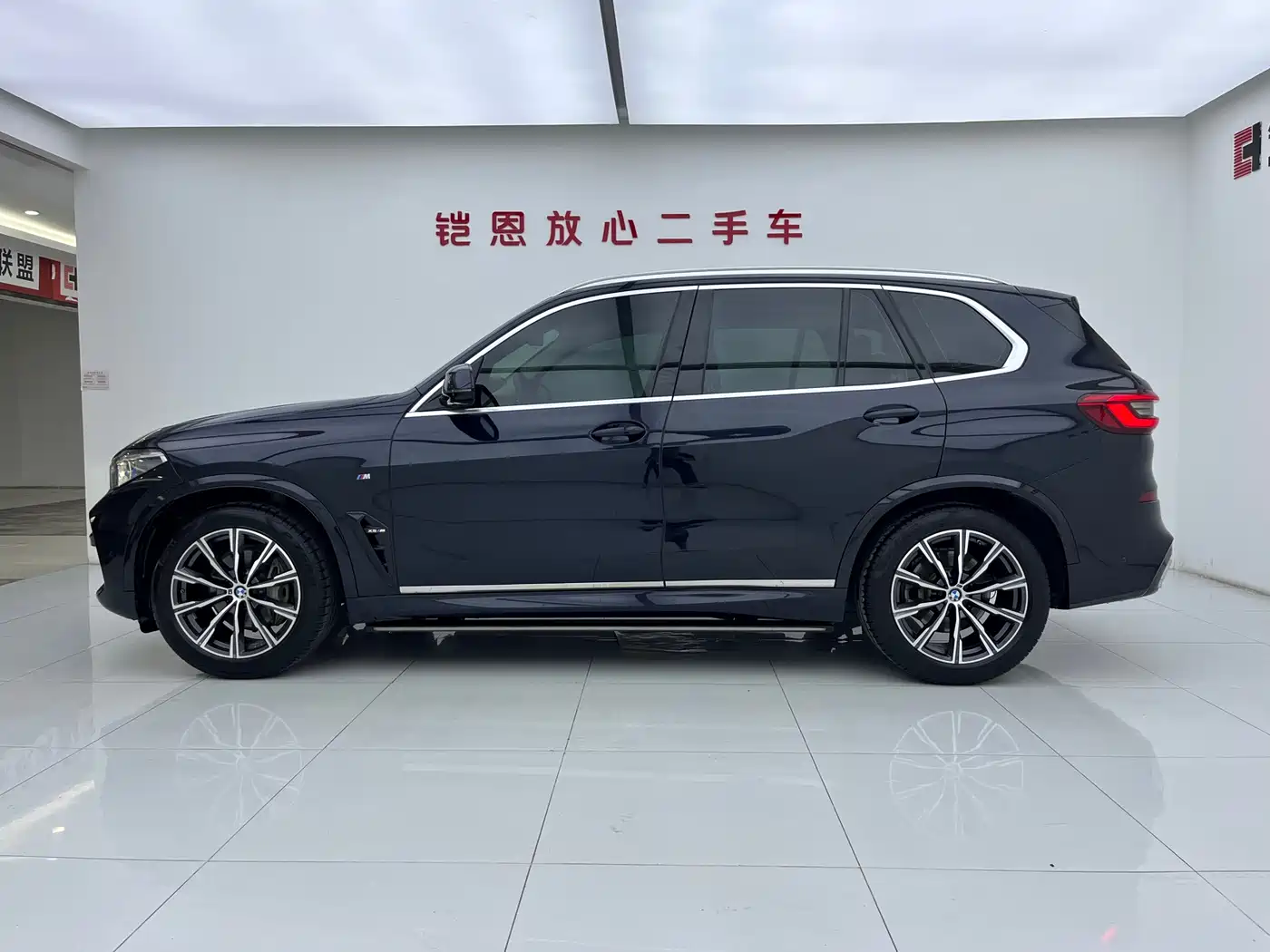 BMW X5 (Import) 2019 xDrive40i M Sport Package фото 4