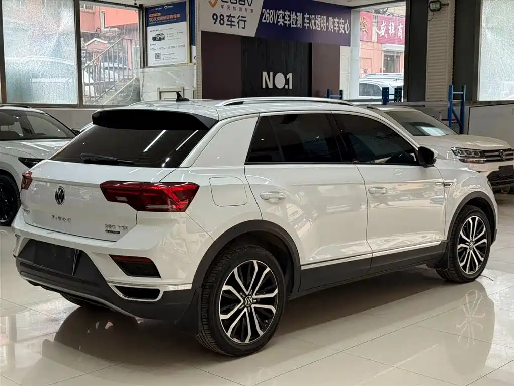 Volkswagen T-ROC 2021 280TSI DSG 4WD Luxury Connected фото 4