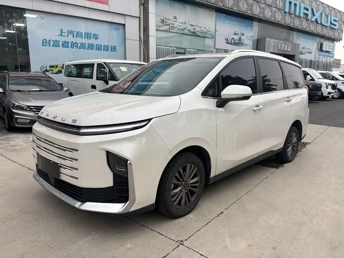 SAIC Maxus Maxus G50 PHEV 2025 Pilot Edition