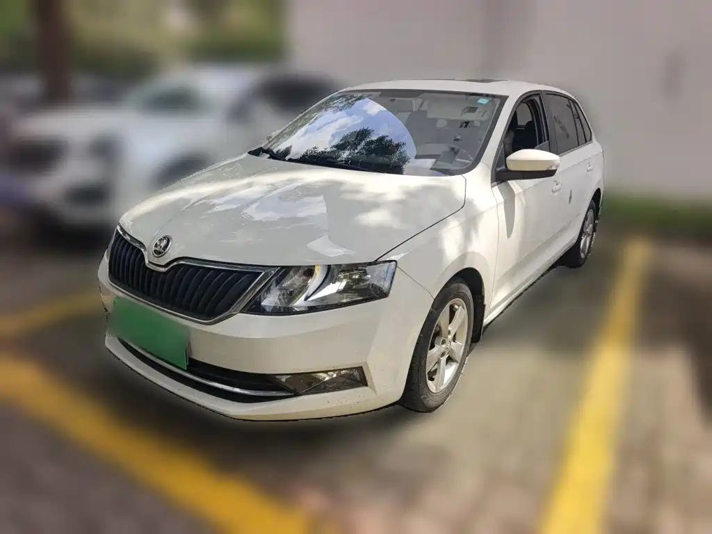 Škoda Skoda Rapid Spaceback 2019 2019 1.5L Automatic Comfort Edition