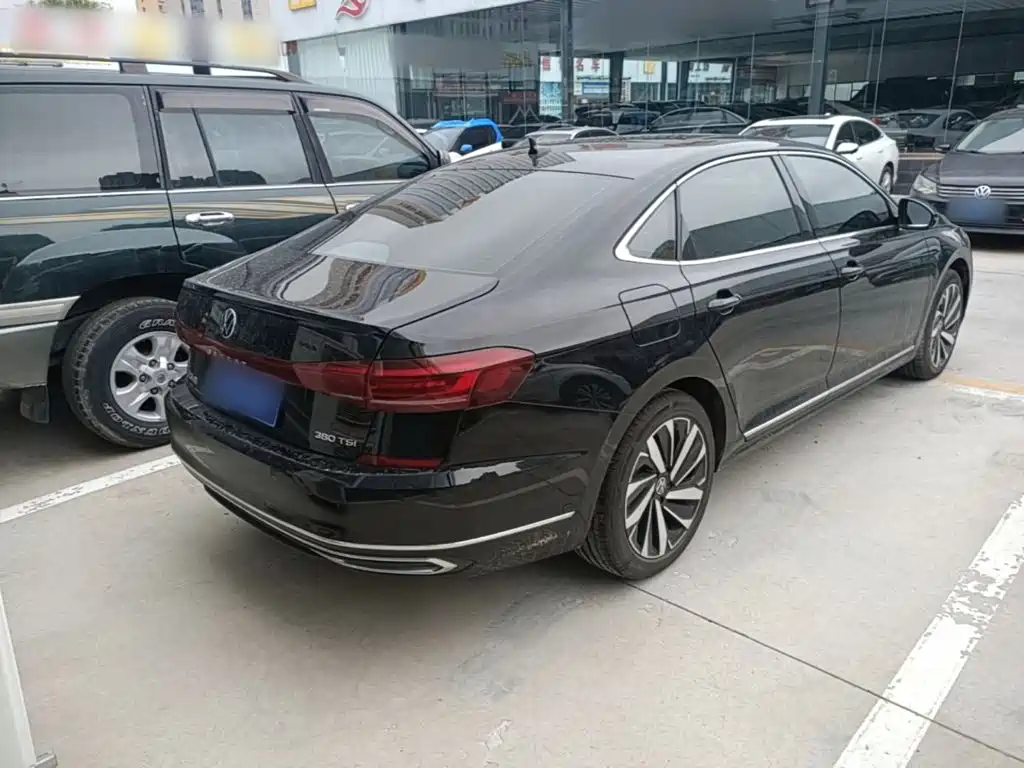 Volkswagen Passat 2026 2026 Outstanding Edition 380TSI Dragon Soaring Version