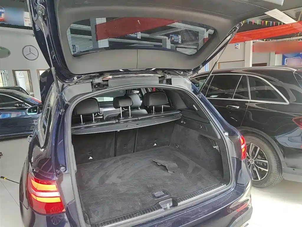 Mercedes-Benz GLC 2017 GLC 260 4MATIC Luxury фото 19