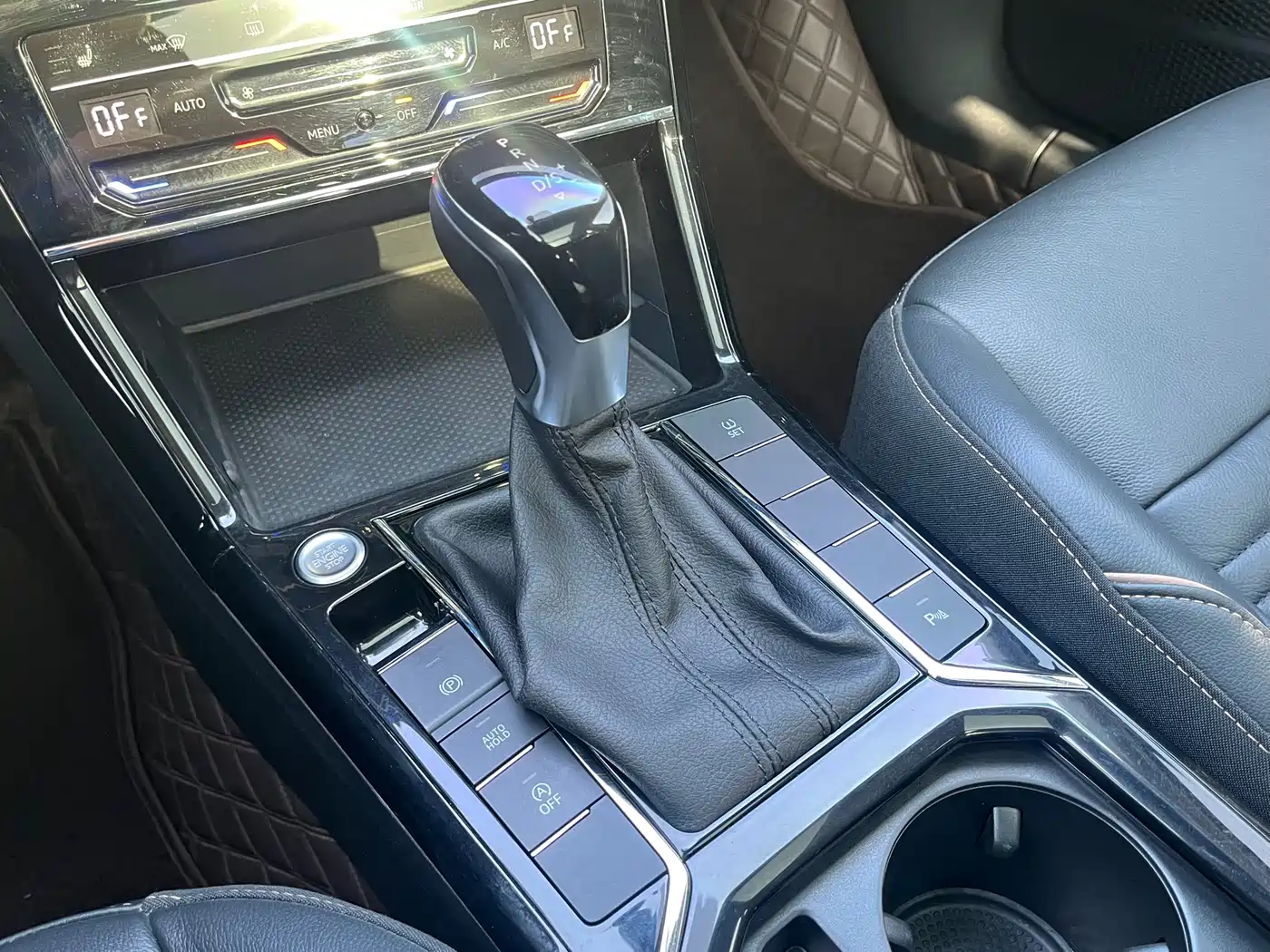 Volkswagen Passat 2019 330TSI Elite Version China VI фото 13