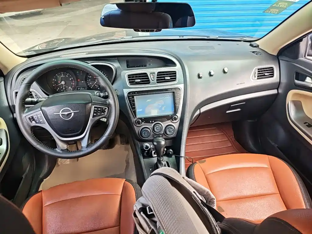 Haima Familia 2015 2014 M5 1.6L Automatic Elite