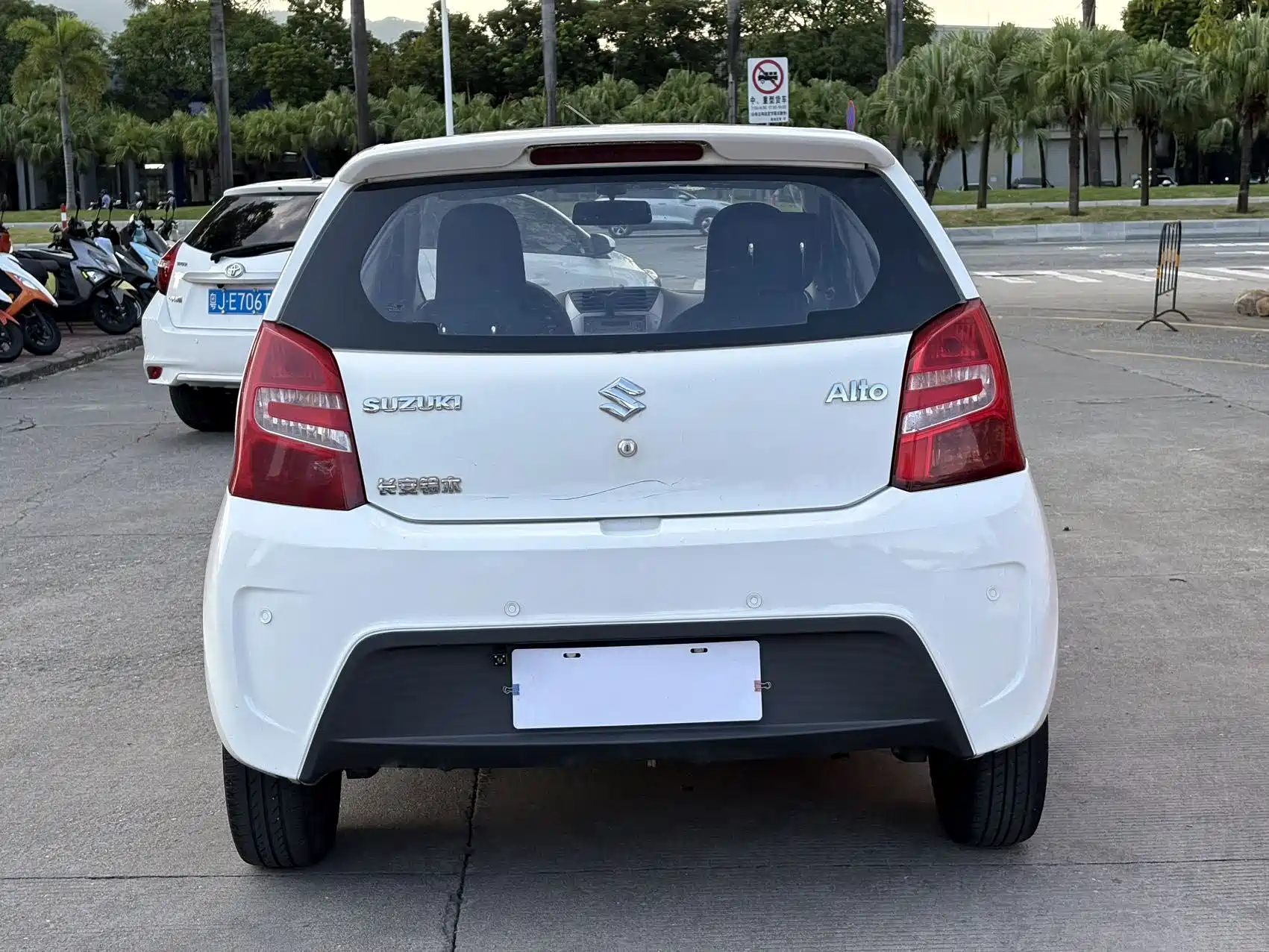 صورة 9 - Suzuki Alto