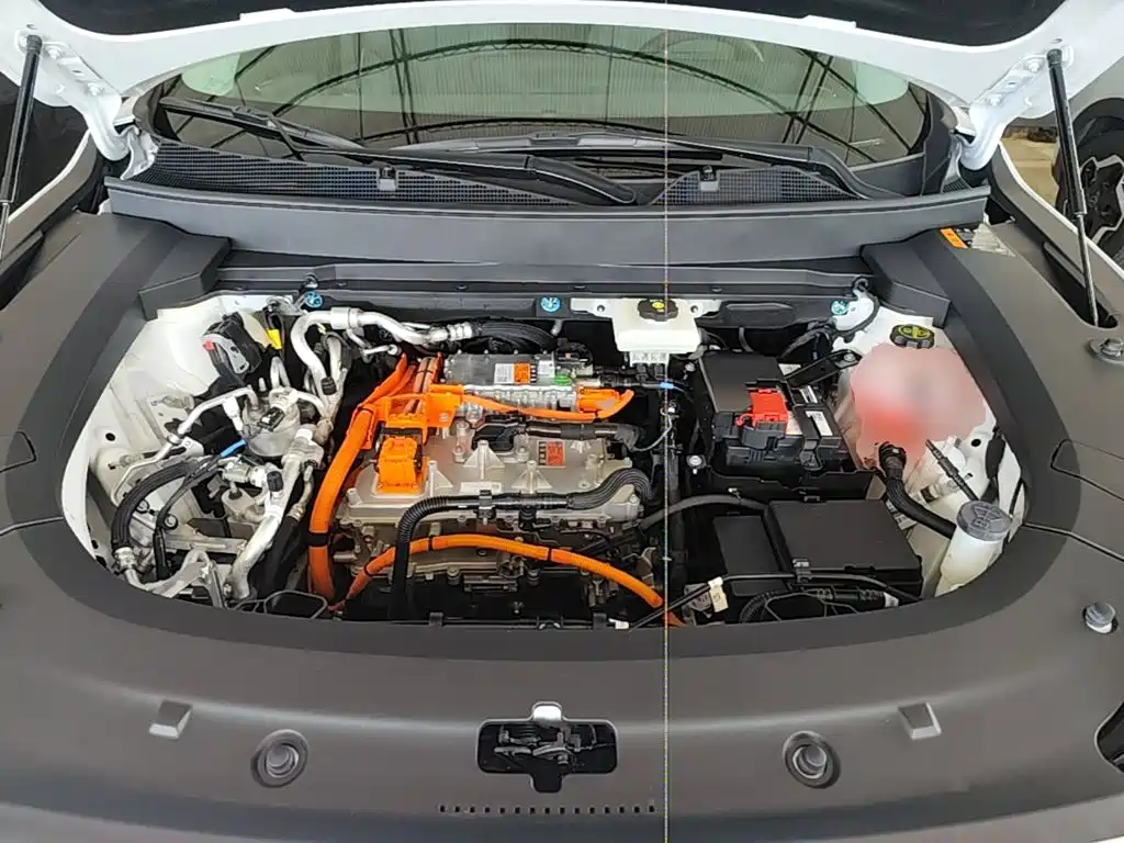 Фото 20 - Buick E5