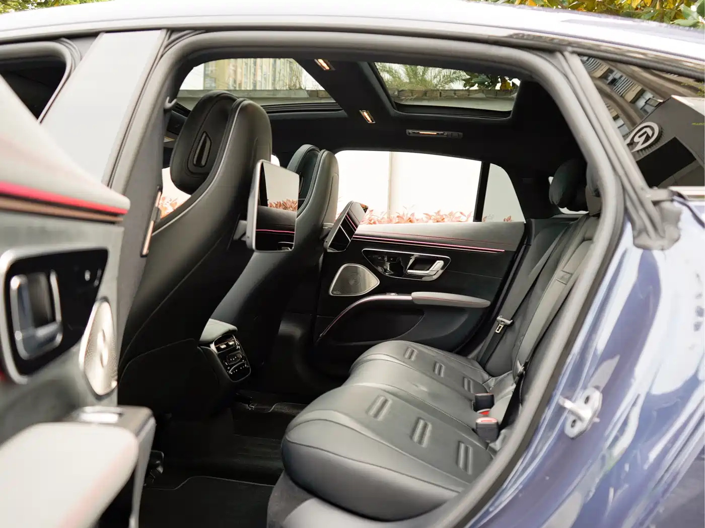 MERCEDES-BENZ EQS AMG