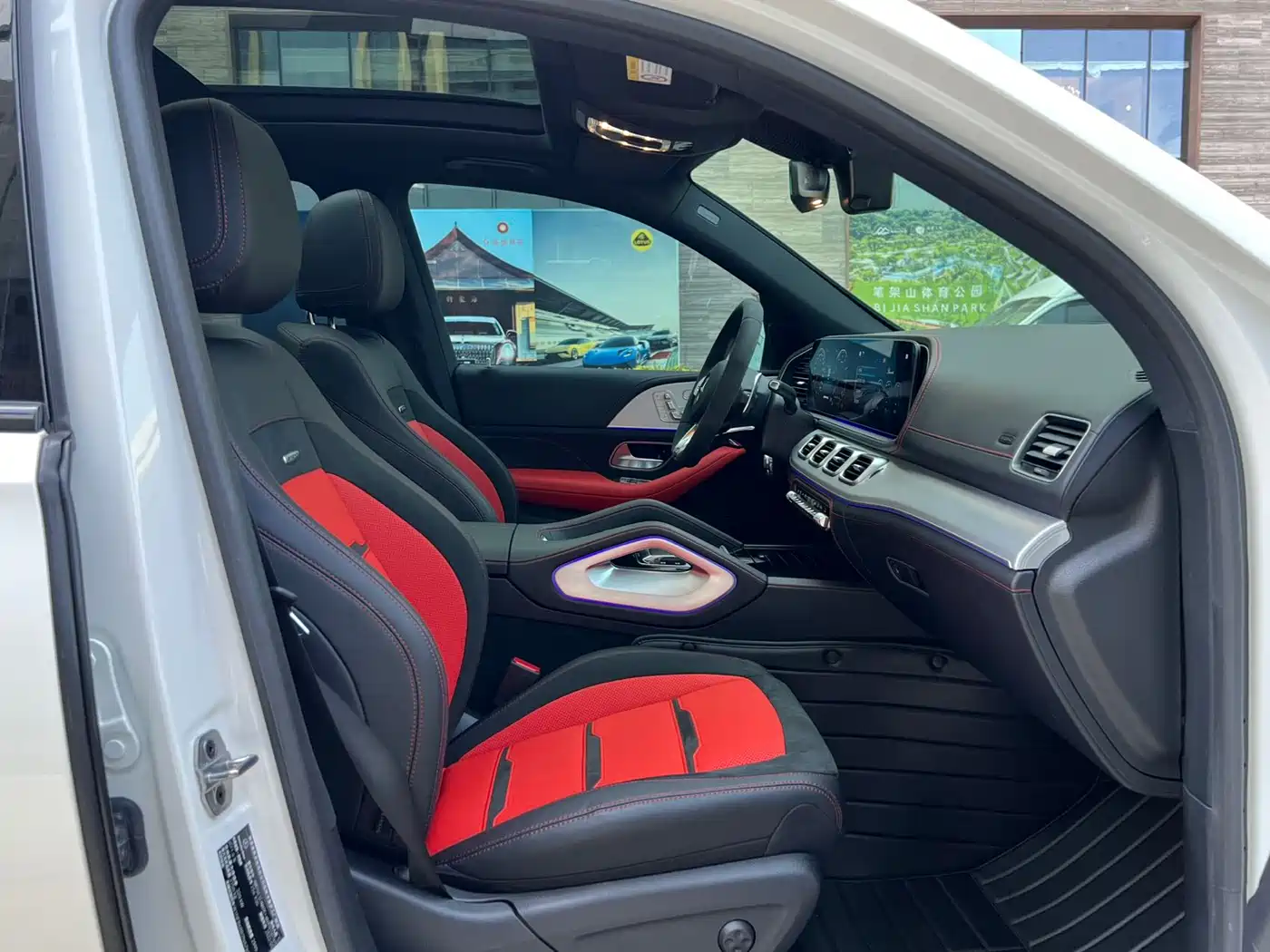 MERCEDES-BENZ GLE AMG