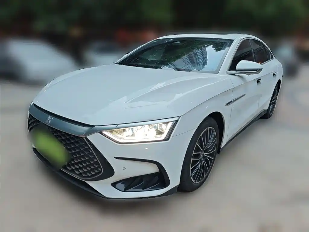 BYD Han 2022 DM-i 121KM Premium Edition фото 2