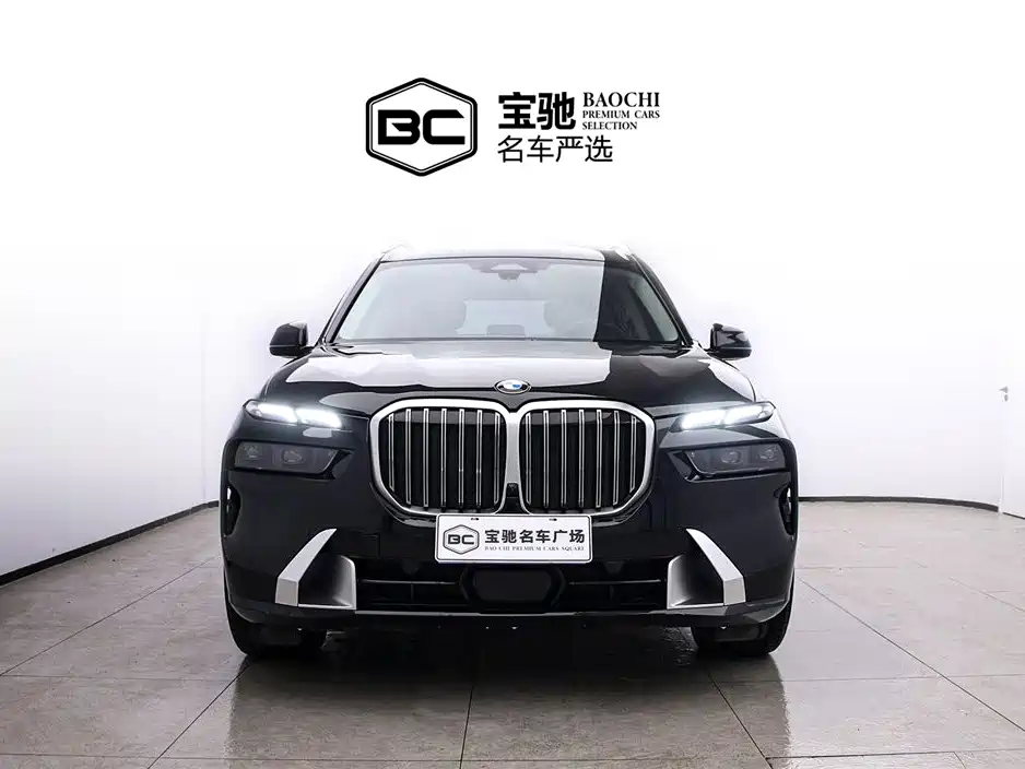 BMW X7 2023 xDrive40i Leading Luxury Package фото 2