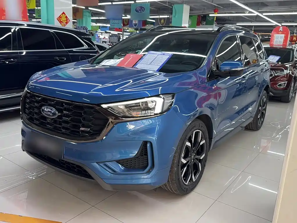 Фото 4 - Ford Edge