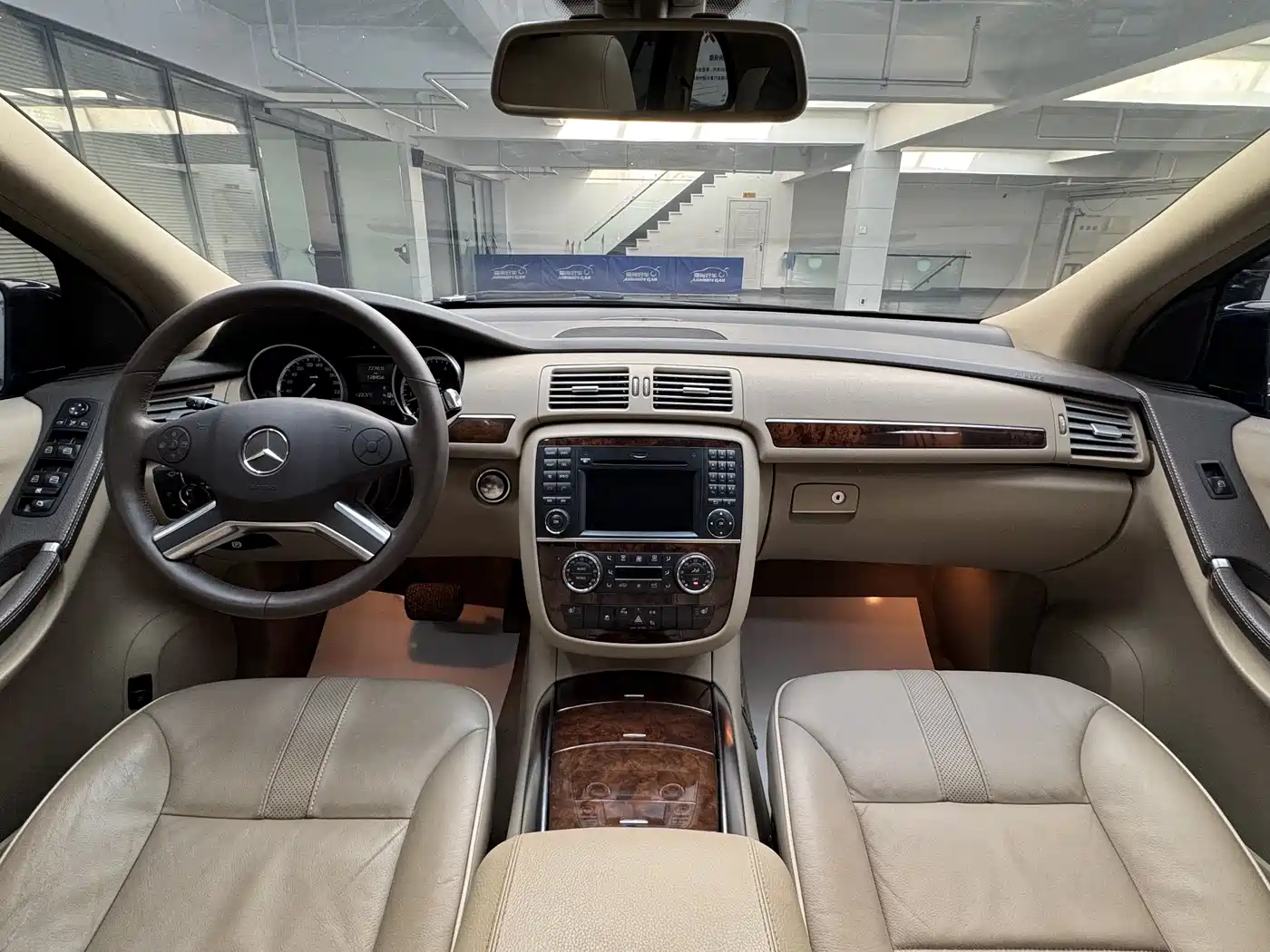 Mercedes-Benz R-Class 2011 R 350 L 4MATIC фото 9