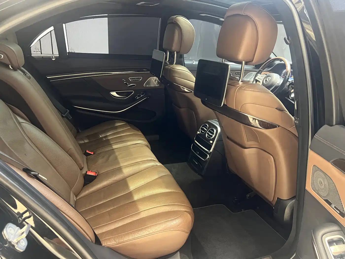 Mercedes-Benz S-Class 2019 S 350 L Luxury Ultimate Edition фото 24