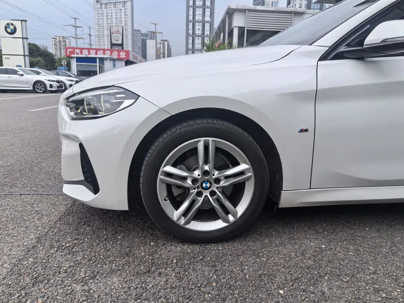 BMW 1 Series 2020 Model 120i M Sport Package фото 4