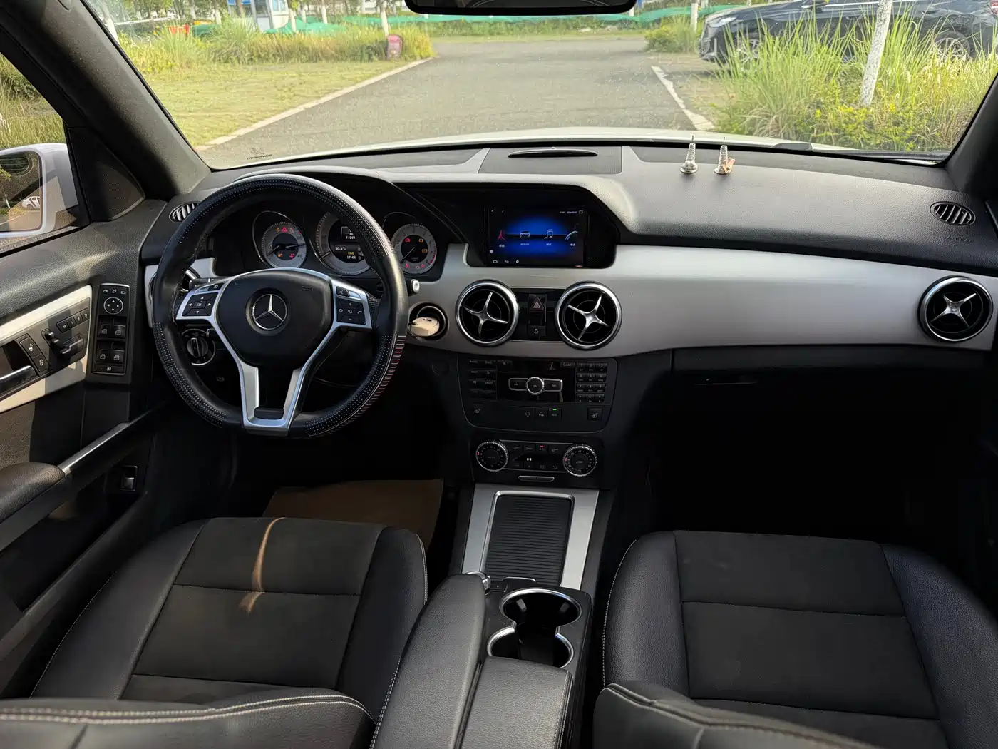 Mercedes-Benz GLK-Class 2015 GLK 260 4MATIC Fashion Ultimate Edition фото 30