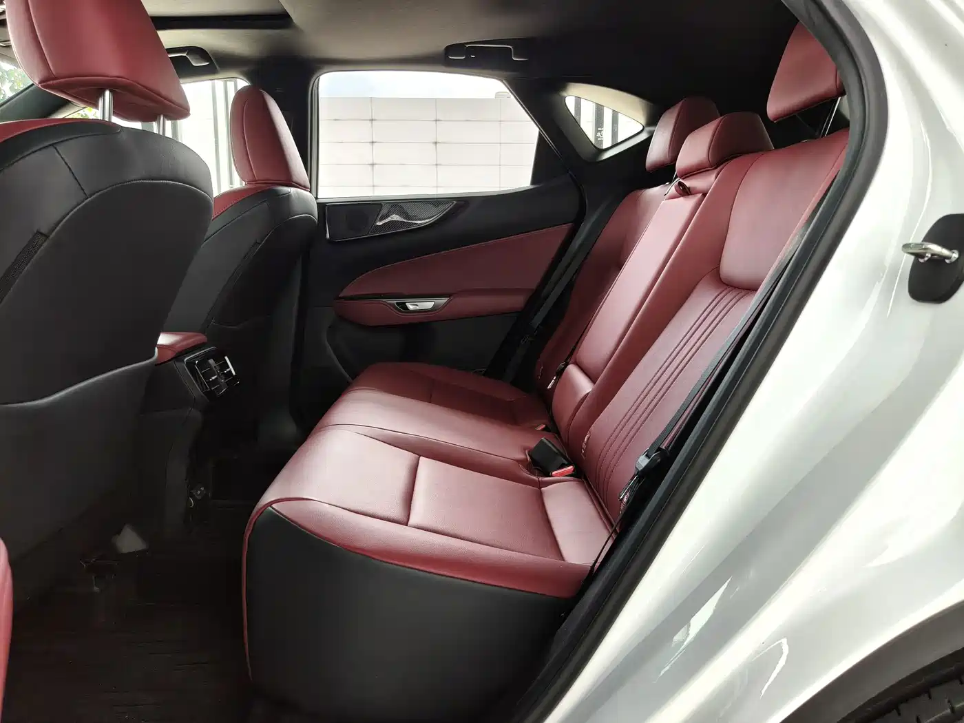 Photo 7 - Lexus NX