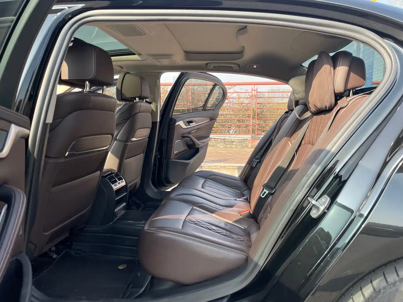 BMW 5 SERIES NEW ENERGY