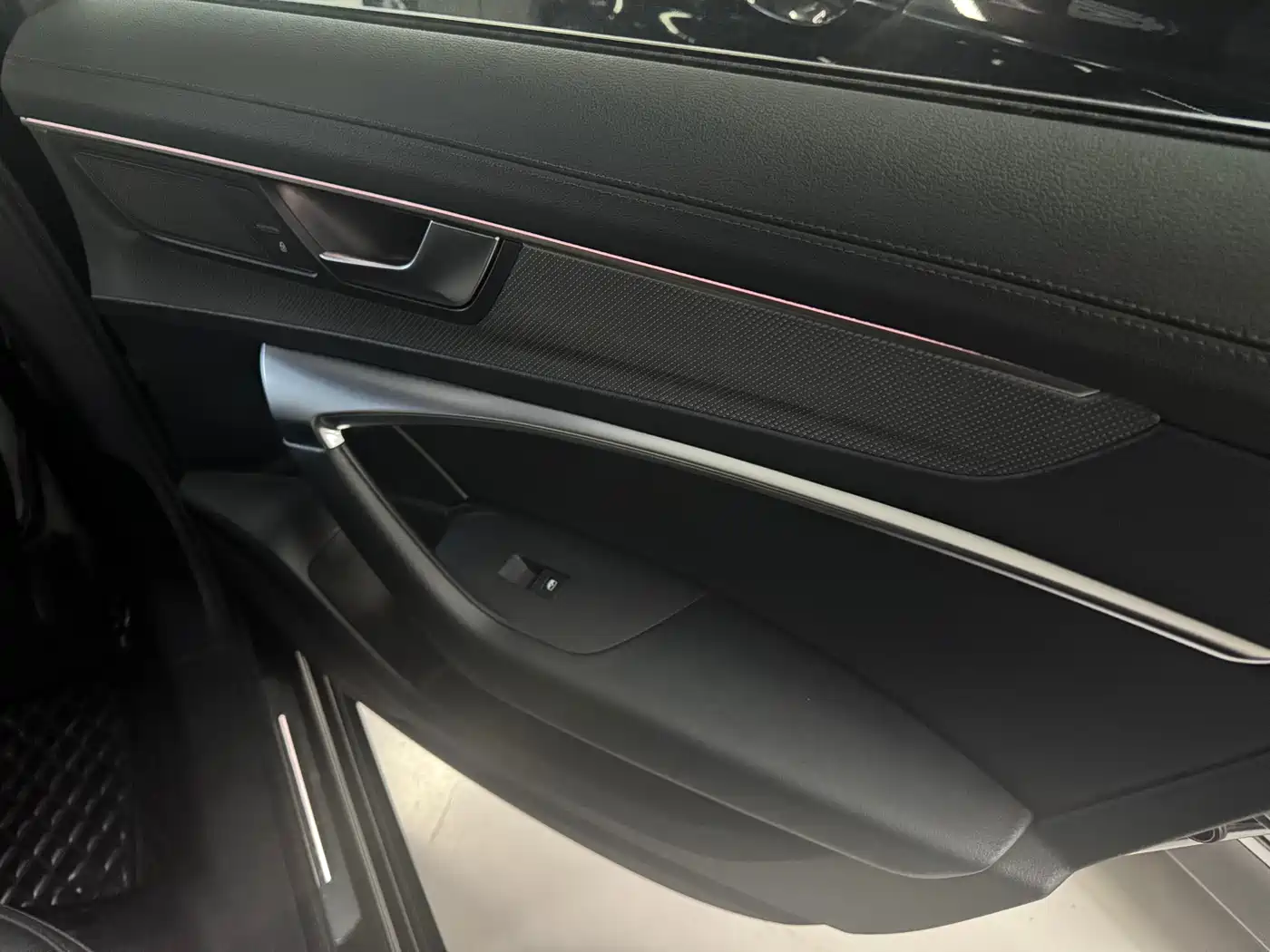 Audi A6L 2022 40 TFSI Luxury Dynamic фото 8