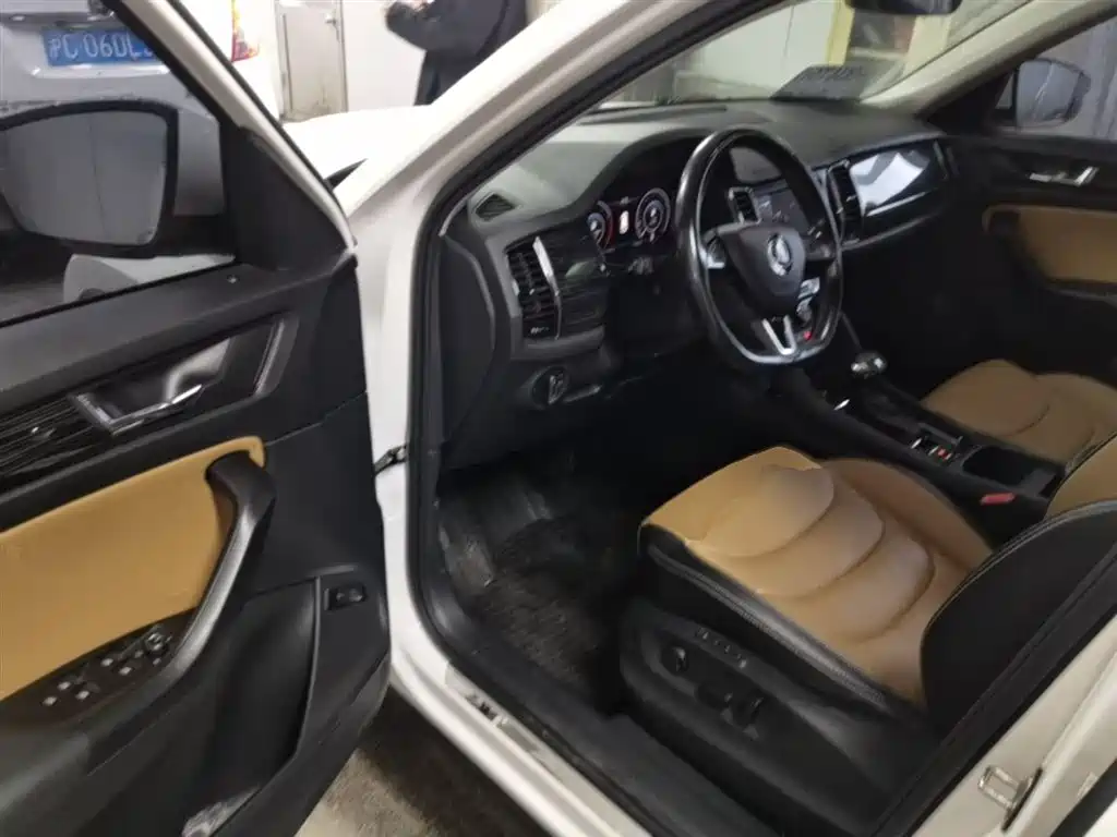Škoda Kodiaq GT 2019 TSI330 2WD Luxury Edition China VI фото 16