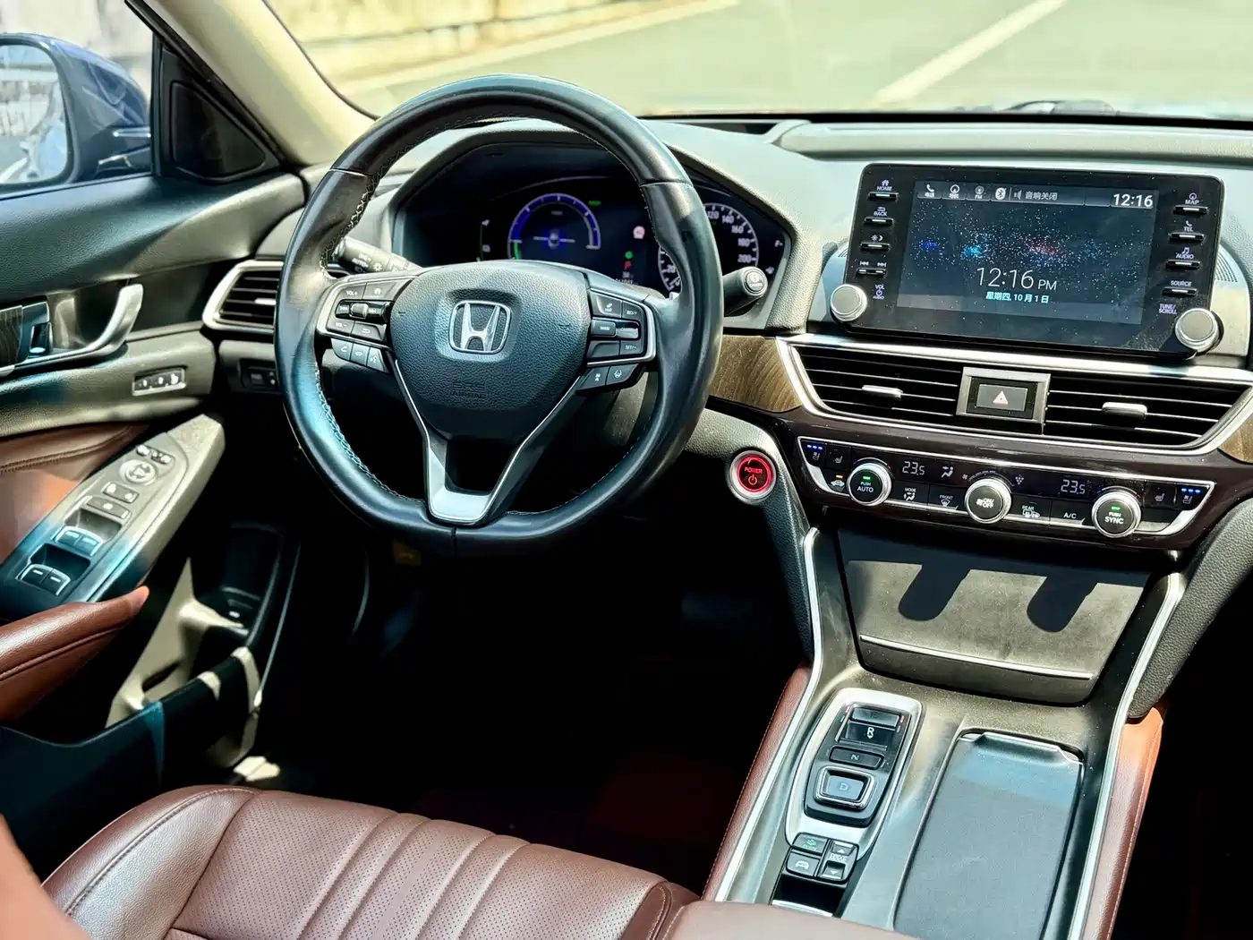 Фото 15 - Honda Inspire