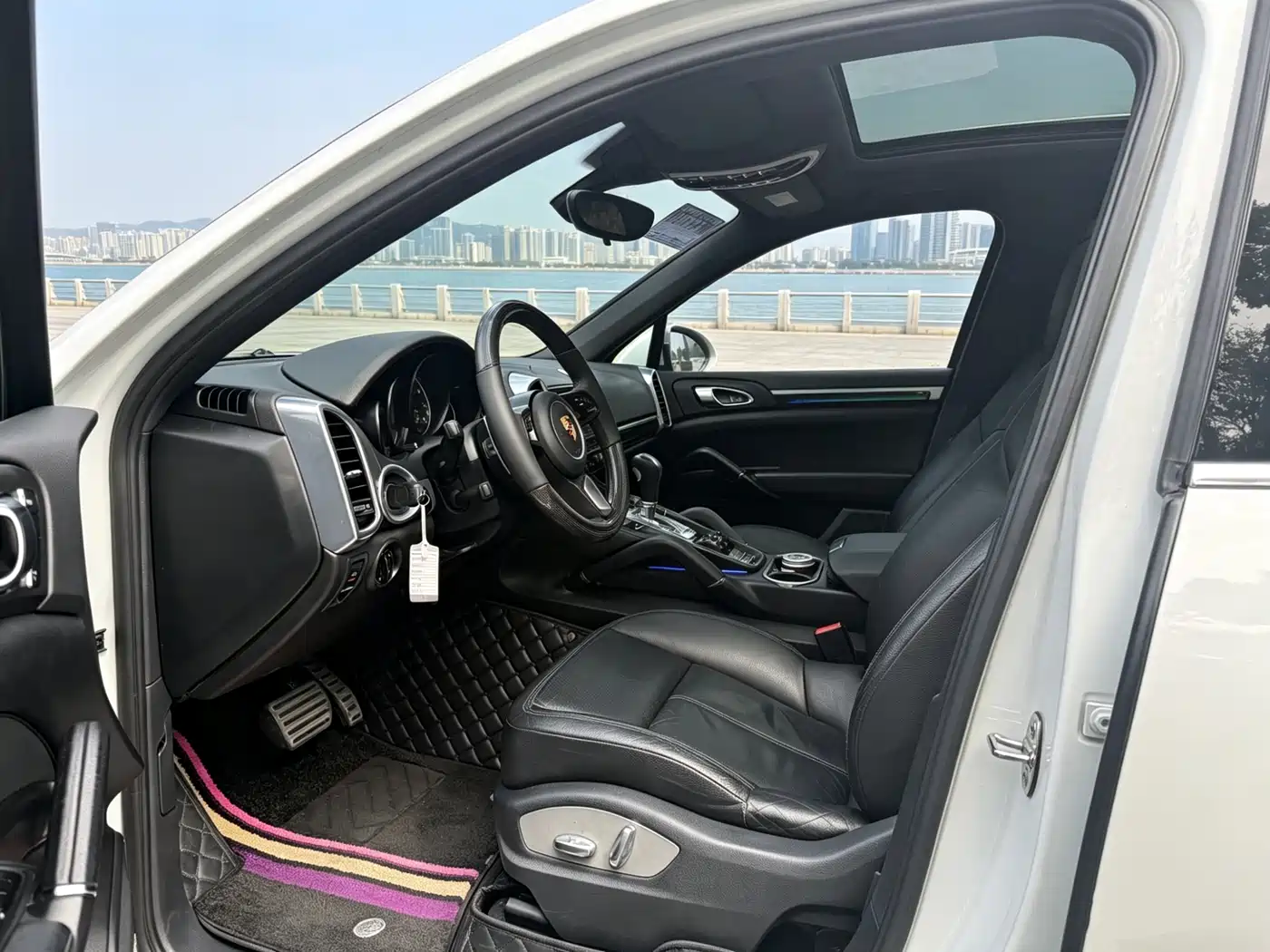 Porsche Cayenne 2011 Cayenne 3.0T фото 12